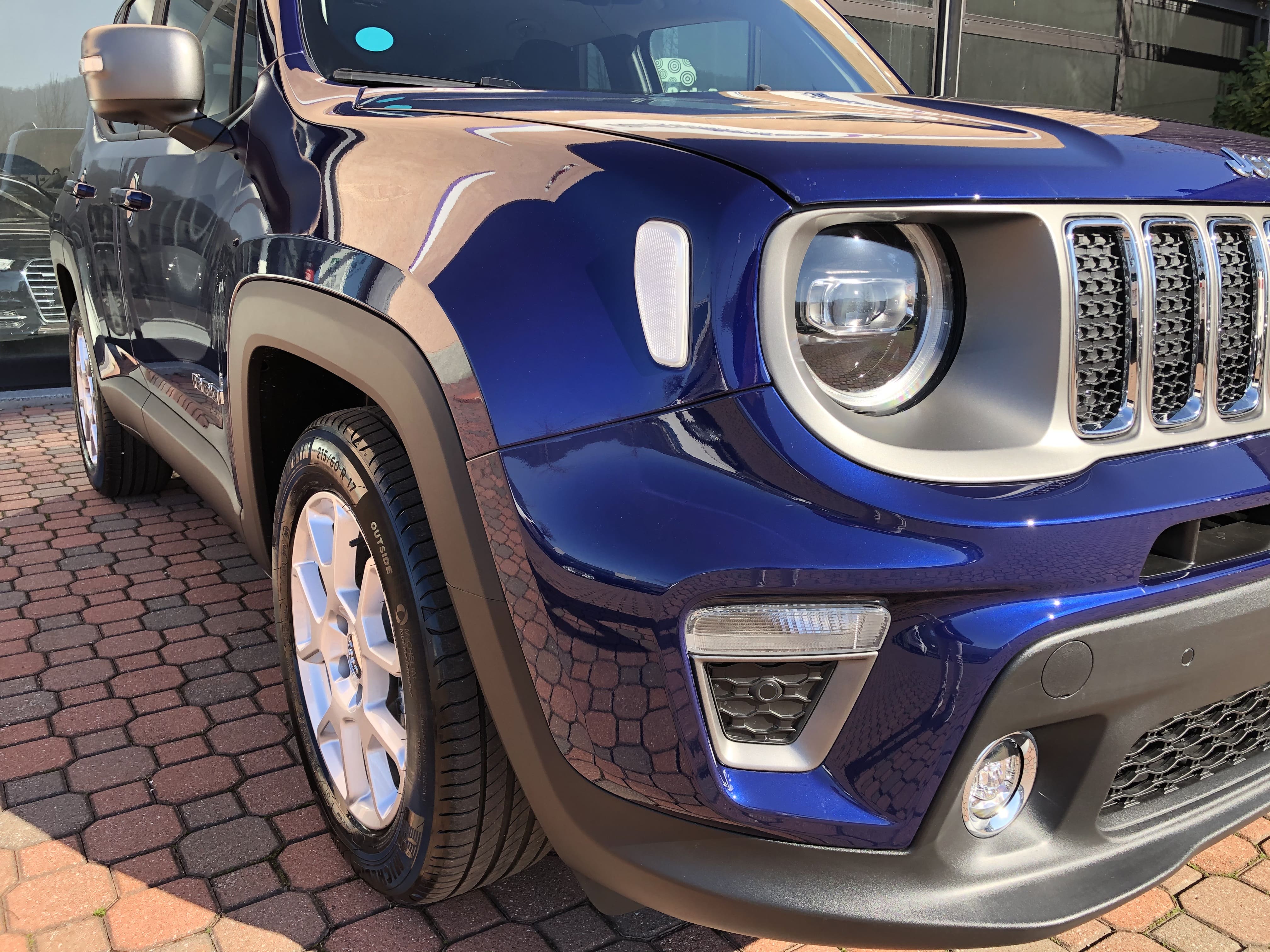 Configuratore Jeep Renegade 1.0 T3 120cv Limited: accessori e optional -  Patentati